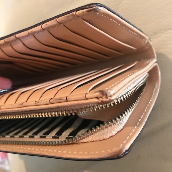 Kate Spade Black Pebbled Leather Southport Avenue Mandy Wristlet Wallet - Picture 11 of 13